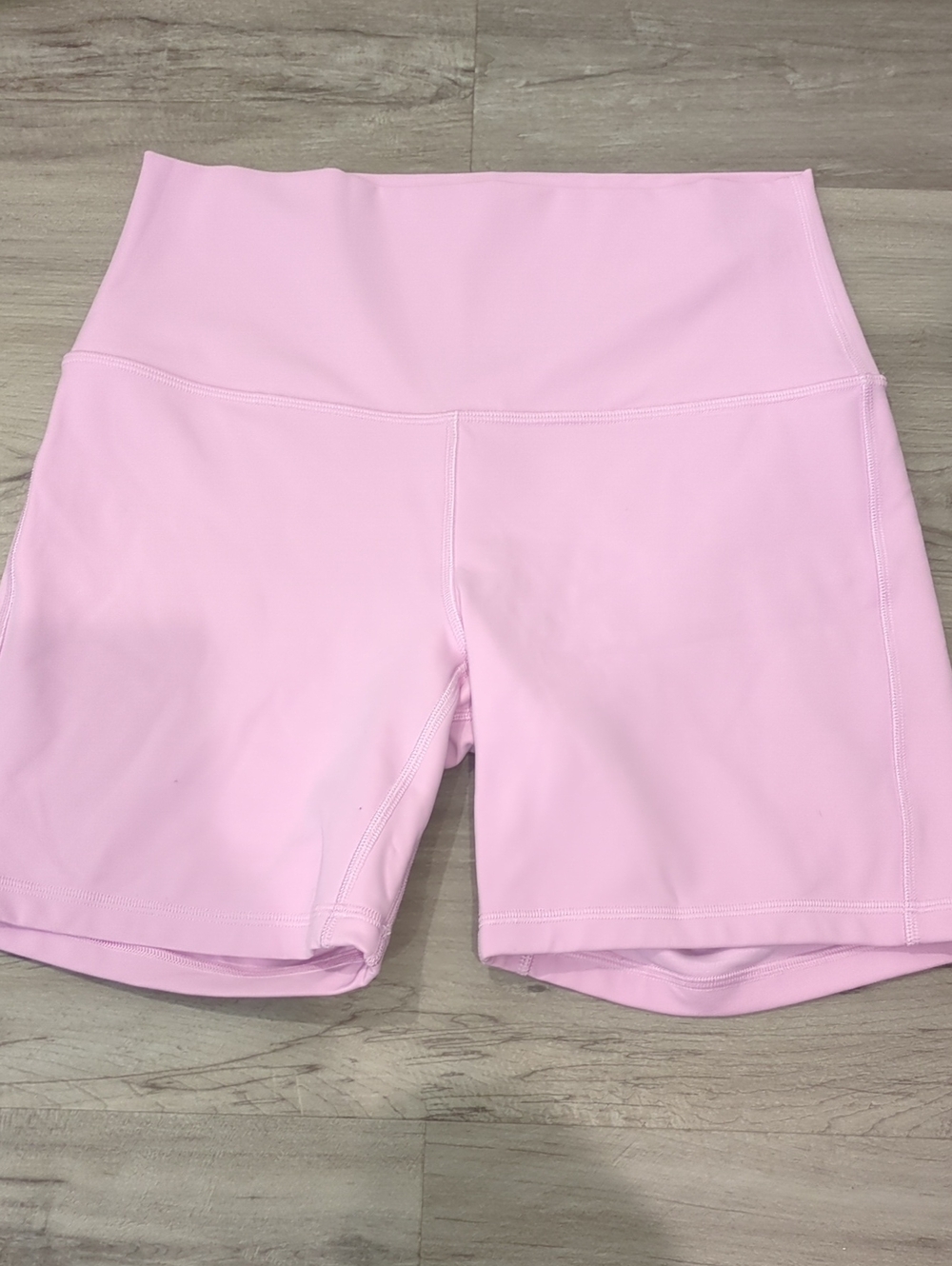 Lululemon Align High Rise Shorts - Picture 4 of 6